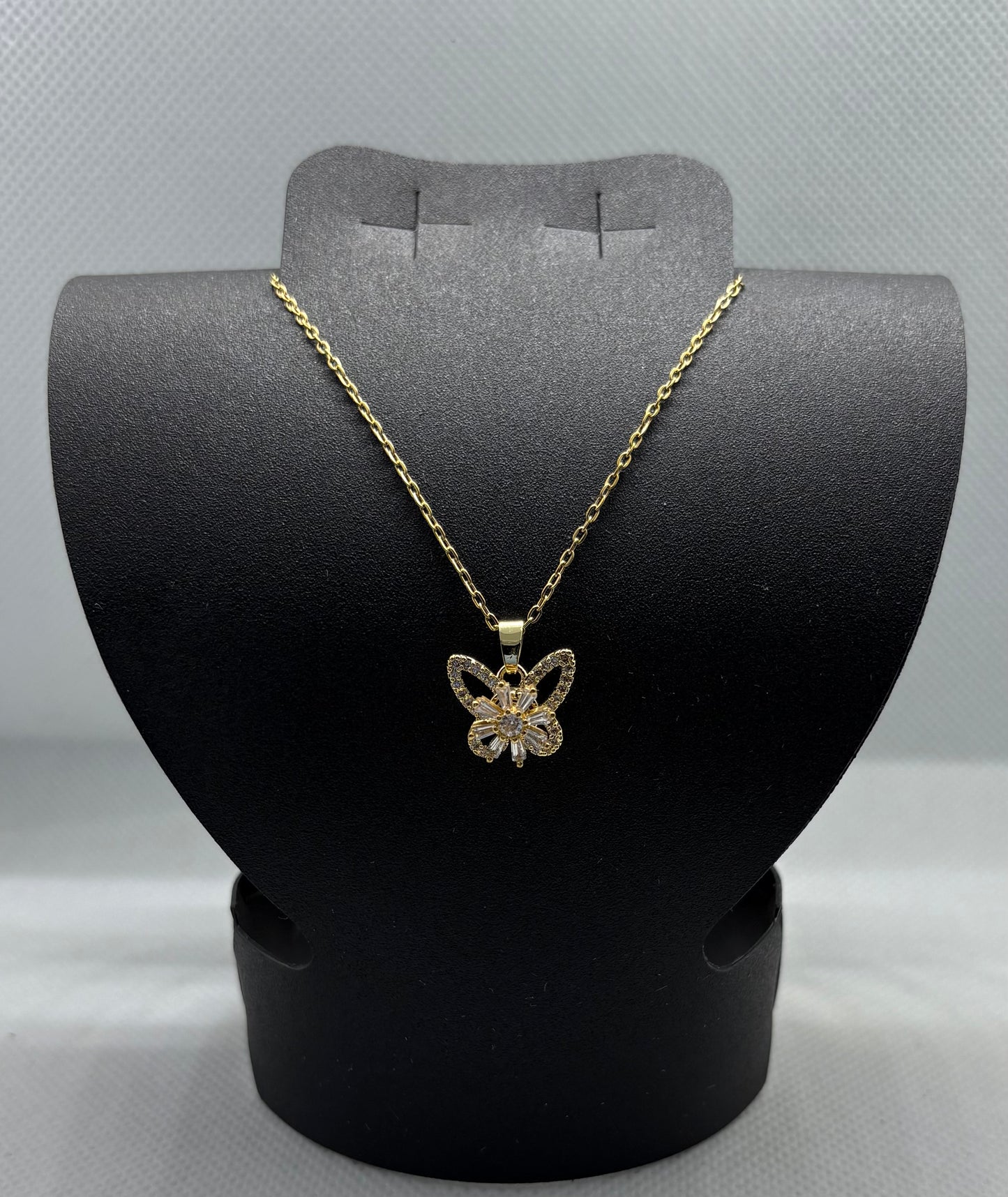 Gargantilla Mariposa con Flor