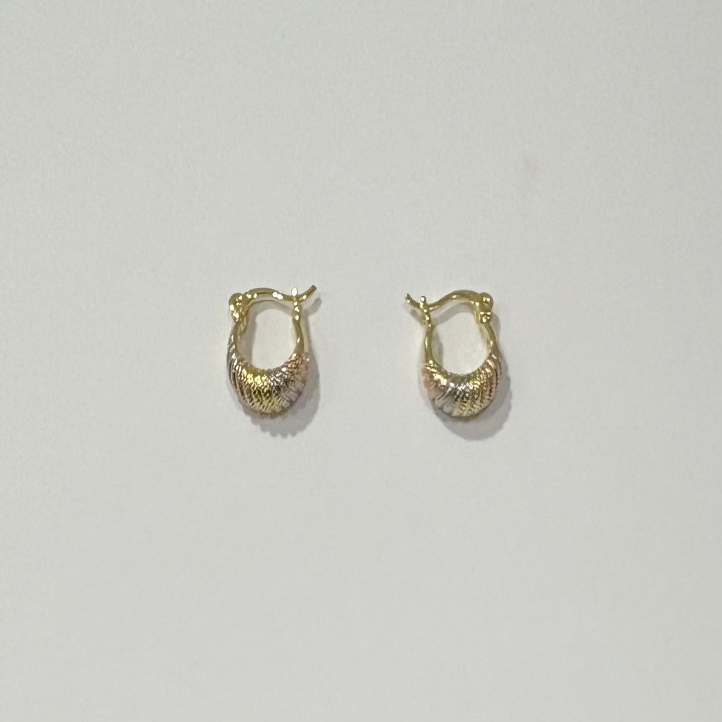 Mini arracada tricolor