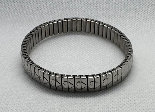 Brazalete acero corazones